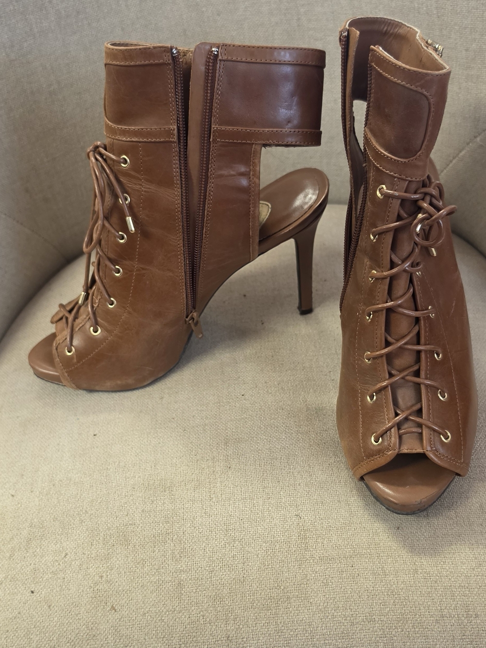 GIANNI BINI Brown Lace-Up Peep Toe Stiletto Booties - Women